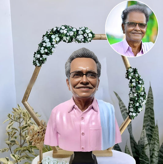 Solo Half Body Miniature Statue